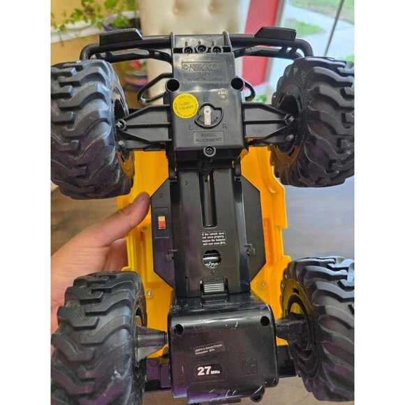 Nikko Vintage 90s Jeep Wrangler Rubicon Remote Control R/C Vehicle Car W/ Remote - Picture 7 of 16